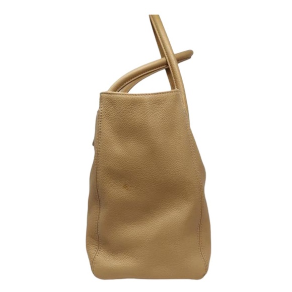 ❌SOLD❌Chanel Calfskin Medium Cerf Tote Beige GHW - Picture 2 of 10